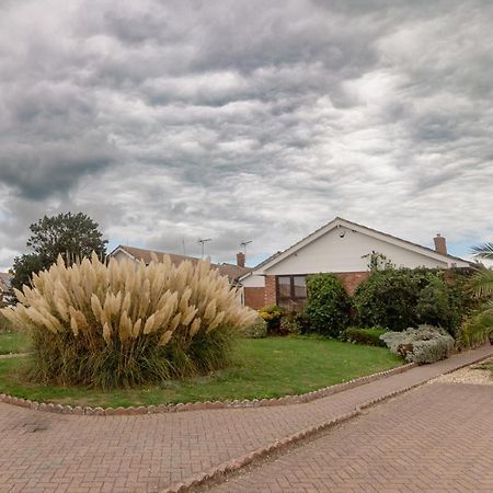 Vila Palm Bay'S Luxury Bungalow - Self Check In & Parking Margate Exteriér fotografie